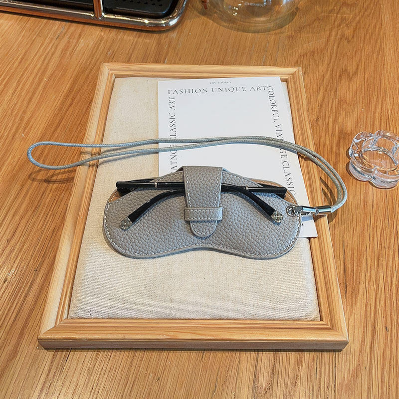 Wholesale Custom Logo Colorful PU Leather Sunglasses Pouch Soft Eye Glasses Case for Eyewear Storage Glasses Pouch Custom Eyewear