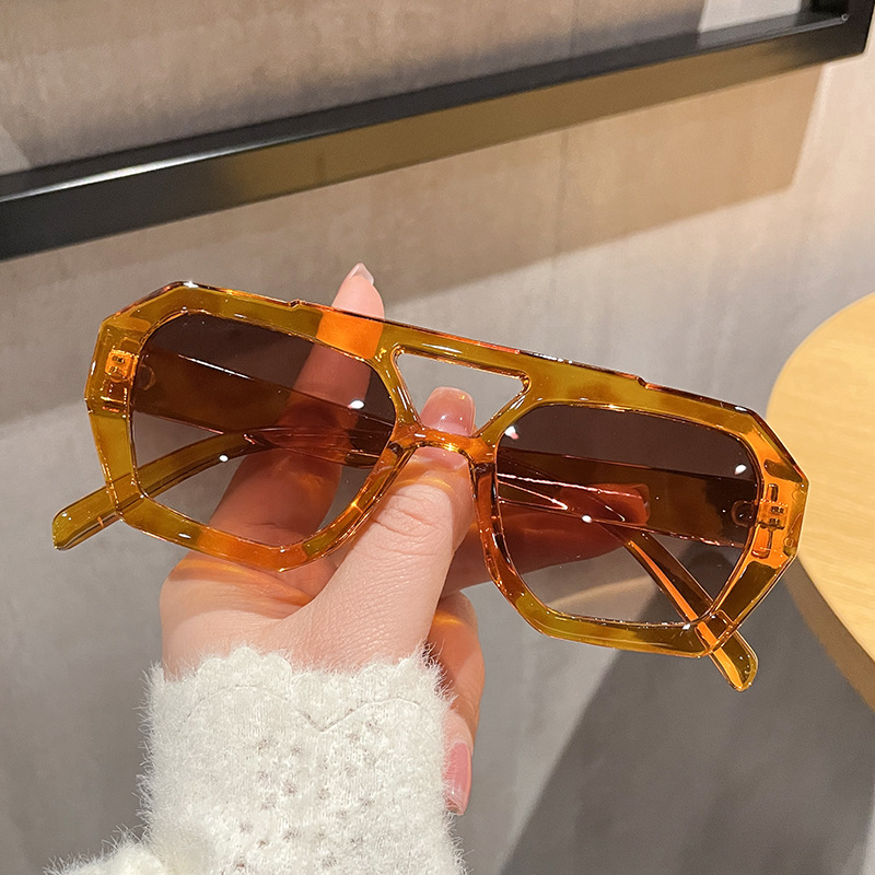 Double-Bridge Sunglasses - Minimalist Color Contrast / $0.89 per pair (Wholesale Price) Custom Eyewear