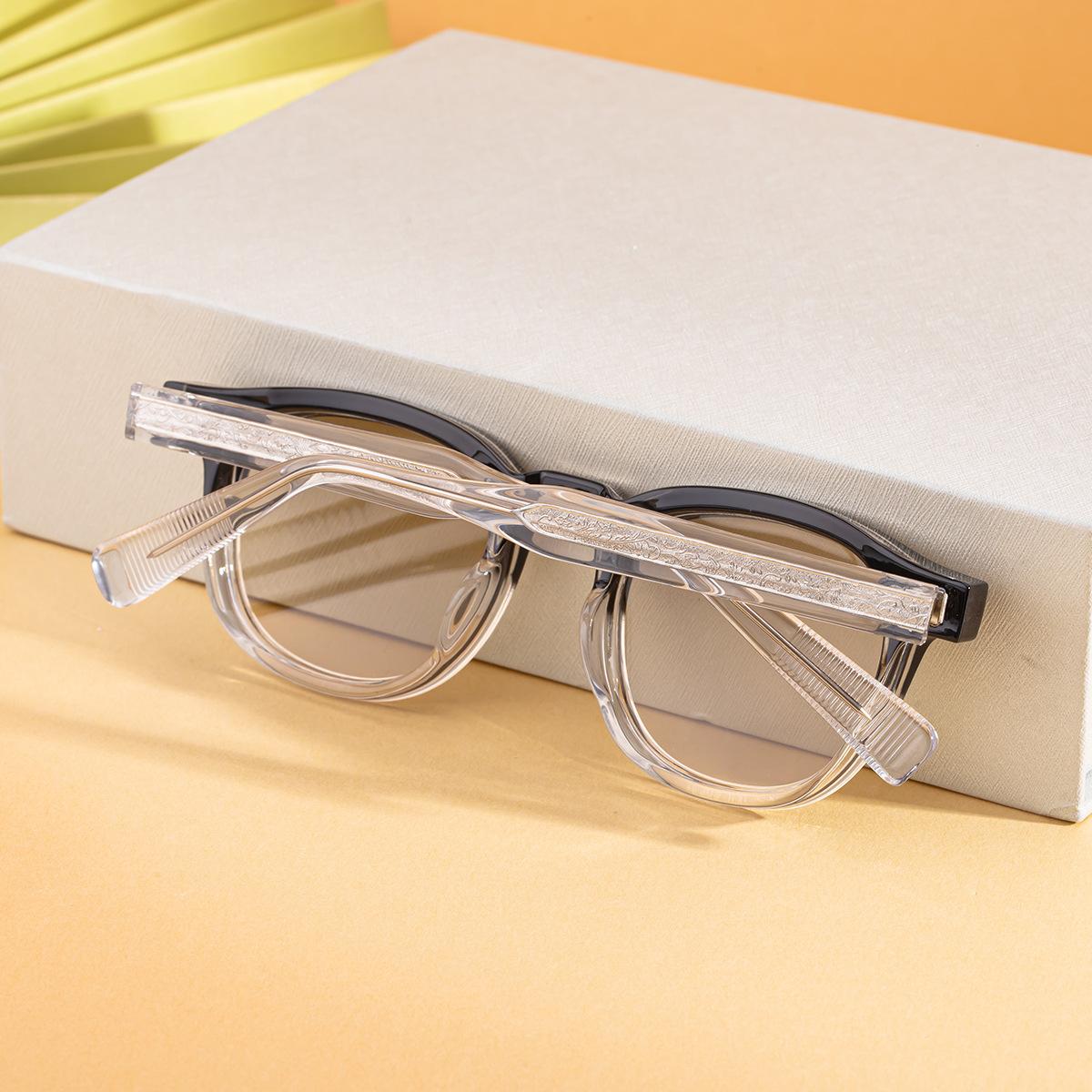 Trendy Women's Oval Sunglasses - Unique Propionate Frame with Metal Pin Temples – Stylish UV400 Sun Protection Details and Specifications