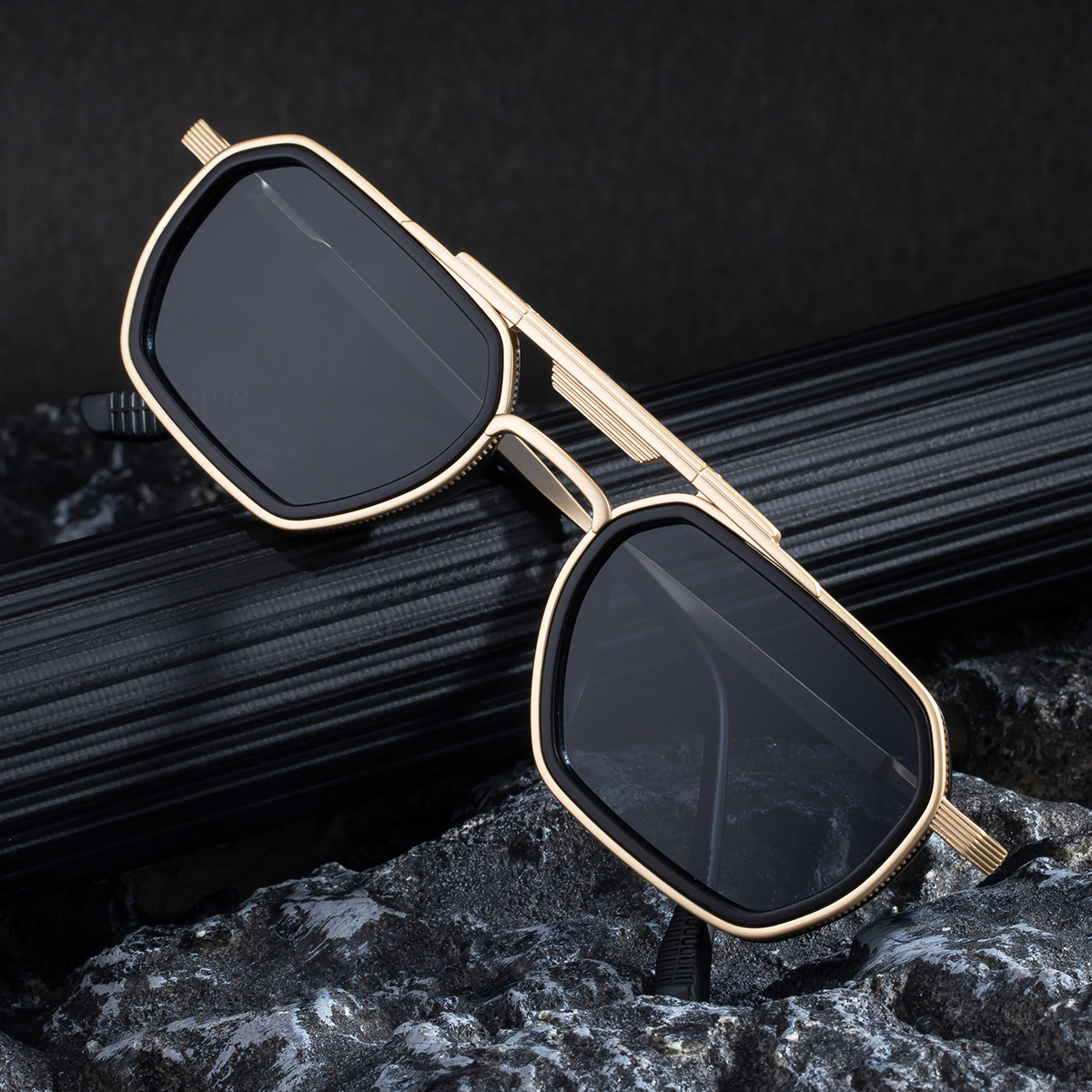 Men's Retro Square Sunglasses - Trendy Punk Style, Double Bridge Design & Flexible Spring Temples – Vintage Cool Eyewear Custom Eyewear