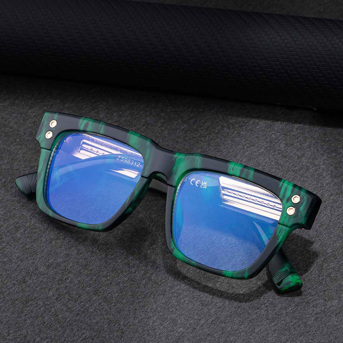 Men's Retro Square Photochromic Sunglasses - EU/US Fashion Style, Unique Design & UV400 Protection for Outdoor Activities Custom Eyewear