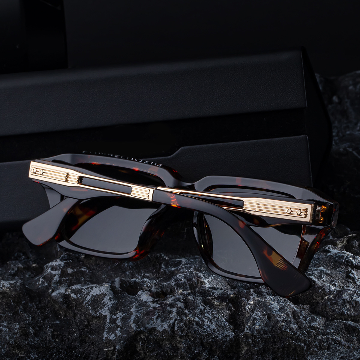 Men's Trendy Small Square Sunglasses - Unique High-End Design – Stylish Fashion Sun Protection Eyewear Details and Specifications