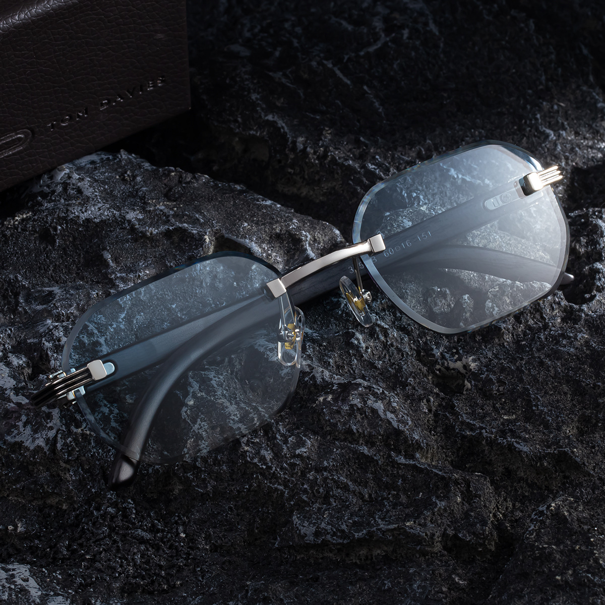 Men's Trendy Rimless Photochromic Sunglasses - Unique High-End Outdoor Eyewear with Adaptive UV Protection – Lightweight & Stylish Custom Eyewear